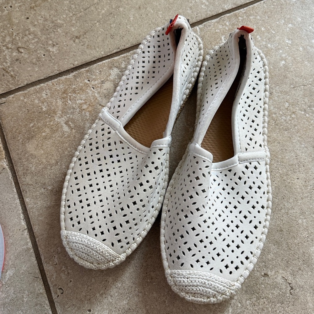 SEA STAR BEACHWEAR Women's Beachcomber Espadrille, White Eyelet - Picture 7 of 10